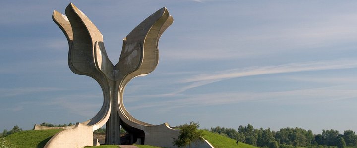 亚塞诺瓦茨（Jasenovac）集中营